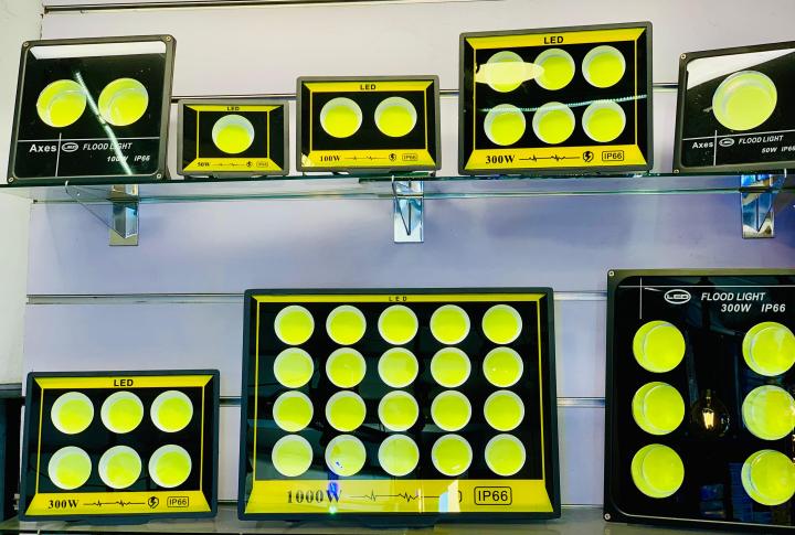 COB%20Flood%20Lights%2050W%20100W%20300W%201000W%20Outdoor%20Tunnel%20Sport%20Filed%20Waterproof%20IP65%20Stadium%20Projector%20Lamp%20Led%20Floodlight%20-%20Image%206