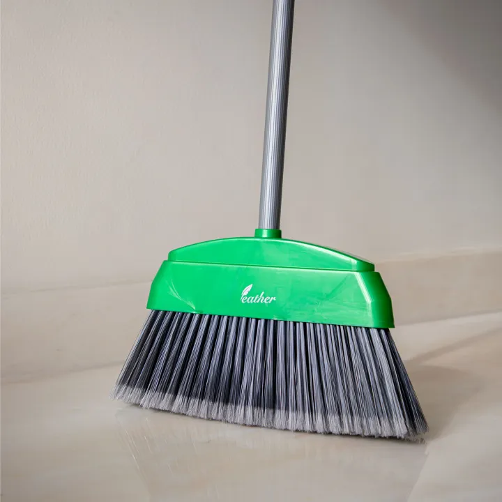 INDOOR%20BROOM%20MONARA%20WITH%20120CM%20PLASTIC%20COATED%20METAL%20HANDLE%20-%20FEATHER%20BRAND%20-%20Image%203