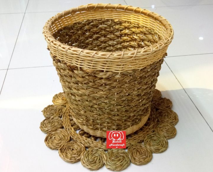 Cane%20&%20Reed%20Bin,%20Garbage%20Bin,%20Dustbin%20-%20Image%205