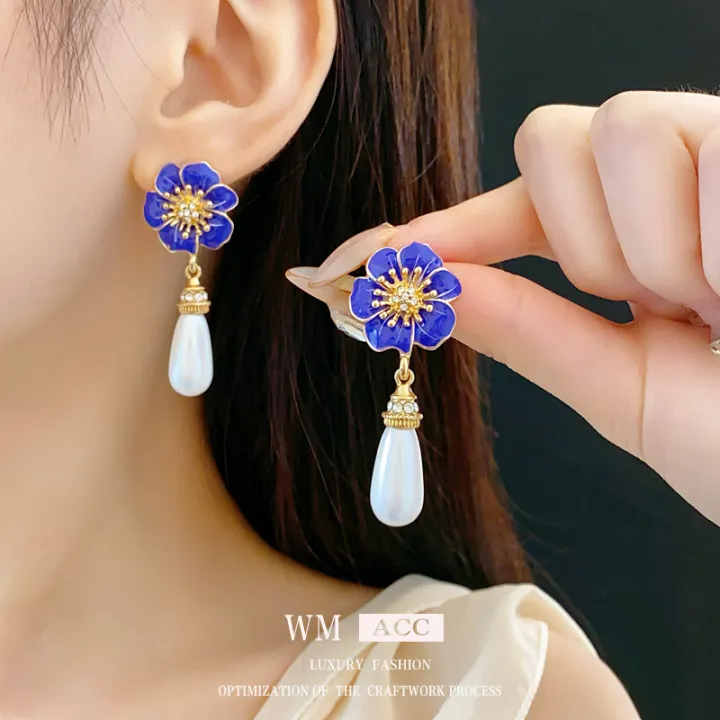Silver%20Needle%20Flower%20Drop%20Oil%20Rhinestone%20Pearl%20Earrings%20French%20High%20Sense%20Water%20Drop%20Earrings%20Retro%20Affordable%20Luxury%20Graceful%20Earrings%20Female%20-%20Image%202
