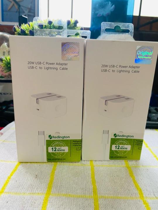 Redington%20Apple%20%20Charger%20Dock%2020W%20iphone%20-%20Image%205