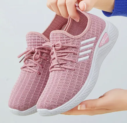 Women's%20shoes%20breathable%20running%20striding%20fly%20netting%20shoes%20ladies%20spring%20and%20summer%20new%20fashion%20leisure%20sports%20shoes%20-%20Image%205