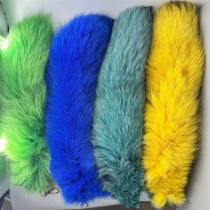 Natural%20Fox%20Fur%20Tail%20Keychain%20Furry%202024%20cHIC%20y2k%20Beautiful%20Accesory%20Length%2040Cm%20Car%20Keychain%20For%20Women%20Fluffy%20Key%20Chain%20-%20Image%203
