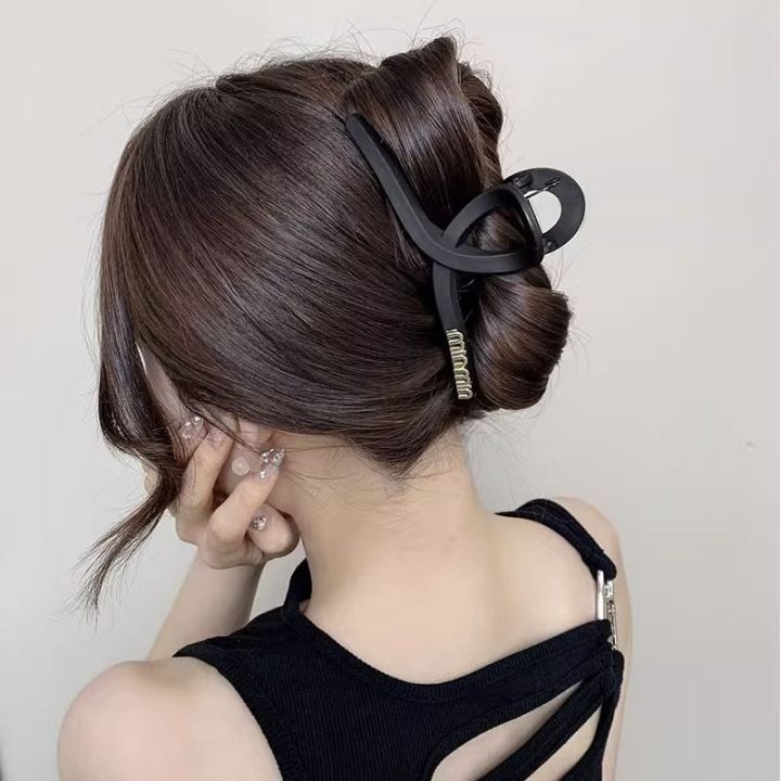 Grip%20Large%20Class%20Frosted%20Grip%20Women's%20Extra%20Large%20Clip%20Shark%20Clip%20Student%20Version%20Back%20Head%20Headwear%20Crocodile%20-%20Image%204