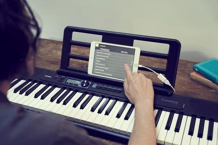 Casio%20CT-S300%20Casiotone,%2061-Key%20Portable%20Keyboard%20with%20power%20Adaptor,%20USB,%20music%20rest%201%20year%20company%20warranty%20(CT-S300)%20organ%20musical%20instrument%20-%20Image%203