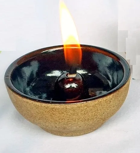 Coconut%20oil%20lamps%20made%20from%20clay%20-%20Image%204