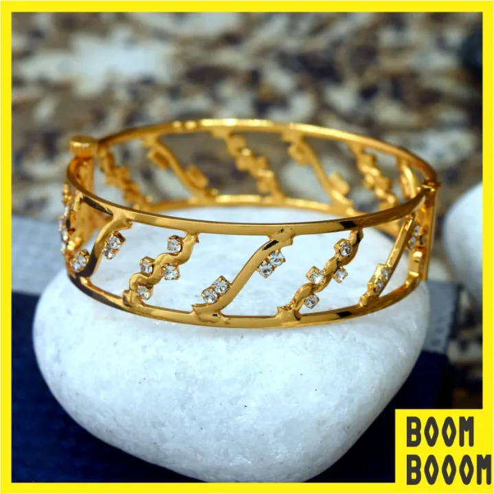 Gold%20Plated%20Beautiful%20Lock%20bangle%20With%20White%20Stone%20For%20Women%20Fashion%20Jewelry%20Gift%20-%20Image%204