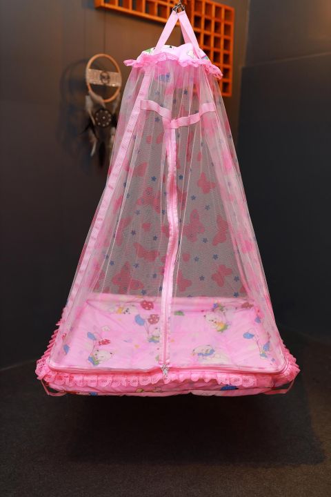 Baby%20Cot%20Hanging%20-%20Image%204