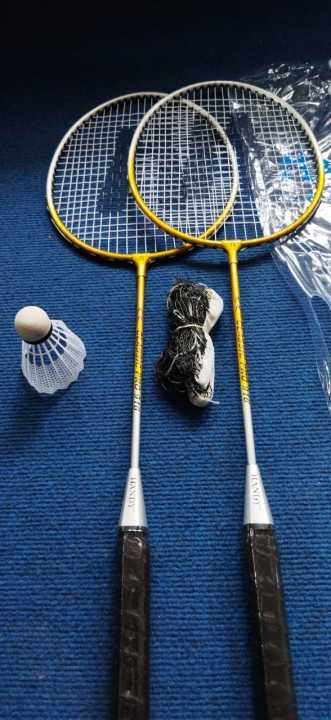 Badminton%20two%20rackets%20with%20shutle%20and%20net%20for%20Family%20fun%20time%20-%20Image%204