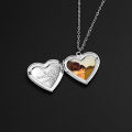 Charm Necklace Beautiful Heart Shape Photo Locket Necklace. 