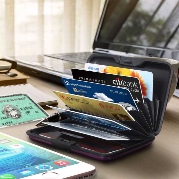 Waterproof%20ATM%20Card%20Business%20ID%20Card%20Holder%20Credit%20Card%20and%20Debit%20Card%20Wallet%20Holder%20Aluminum%20Security%20Wallet%20-%20Image%204