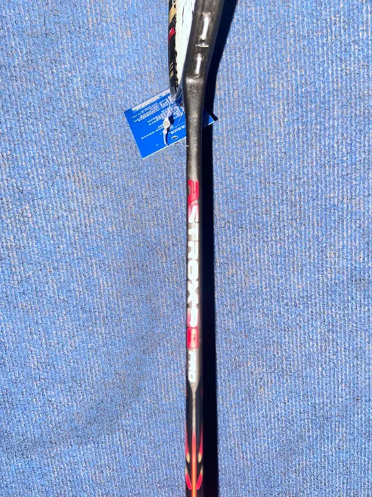 Astrox%20100ZZ%20High%20Tension%20Badminton%20Racket%2026lbs%20-%20Image%203