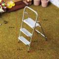 1:12 Miniature Ladder with Wide Pedal 1/12 Mini 3 Step Ladder for Yard Decor. 