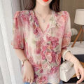 Bohemian V-neck Floral Shirt Women's Summer 2025 New Foreign Style Ruffle Sleeve Casual Chiffon Shirt Top. 