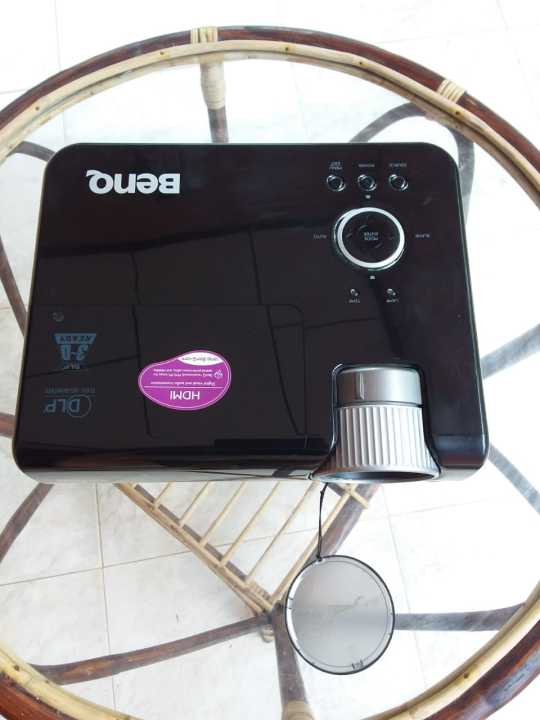 DIGITAL%20PROJECTOR%20-%20Image%202