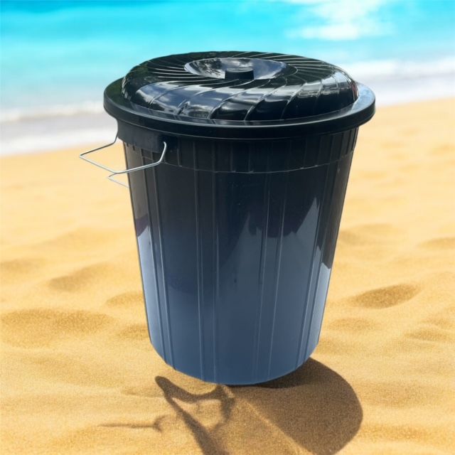 Nippon%20Plastic%20Bucket%2050L%20-%20Image%203