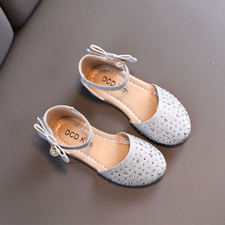 Yfashion%20Baby%20Girls%20Cotton%20Sandal%20Shoes%20Cute%20Pearl%20Rhinestones%20Pu%20Leather%20Soft%20Sole%20Anti-slip%20Princess%20Shoes%20For%202-5%20Years%20Old%20Kids%20-%20Image%205