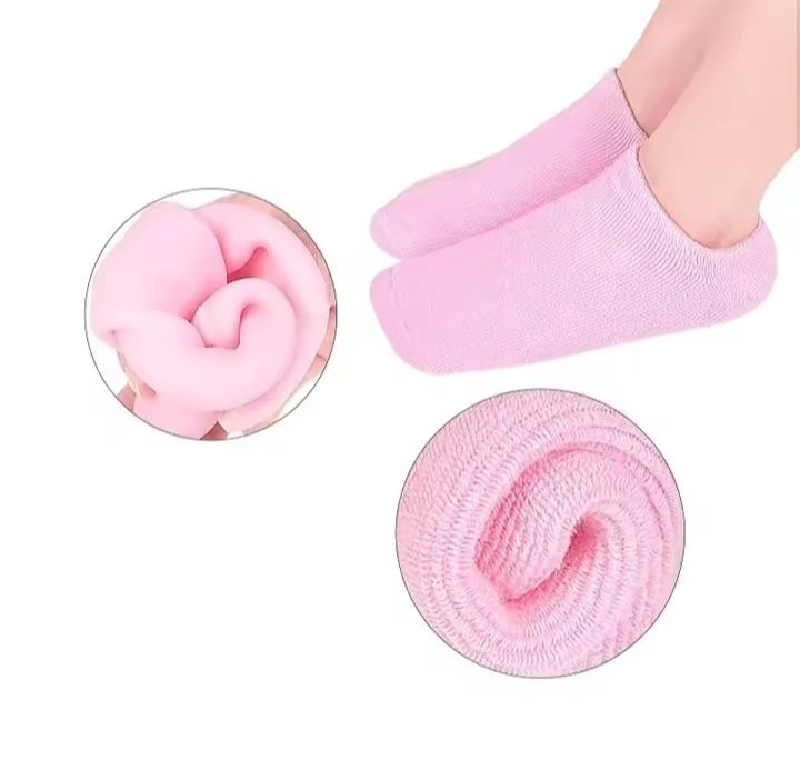 Moisturizing Gel Socks Foot Care Gel Moisturizing Silicone Socks Non Slip Heel Socks Chapped Foot Care Socks Women Men Soft Feet Rough Skin Pedicure Comfortable Spa Silicone Gel Lined Moisturizing Socks, Full Feet Protector Beauty Foot Mask for Softening