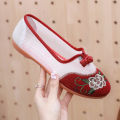 【WEJA】New Style Embroidered Women's Summer Old Beijing Cloth Shoes Women's Shoes Breathable Soft Bottom Lightweight Mom Shoes Ethnic Style Ancient Chinese Clothing Shoes Women's Shoes. 