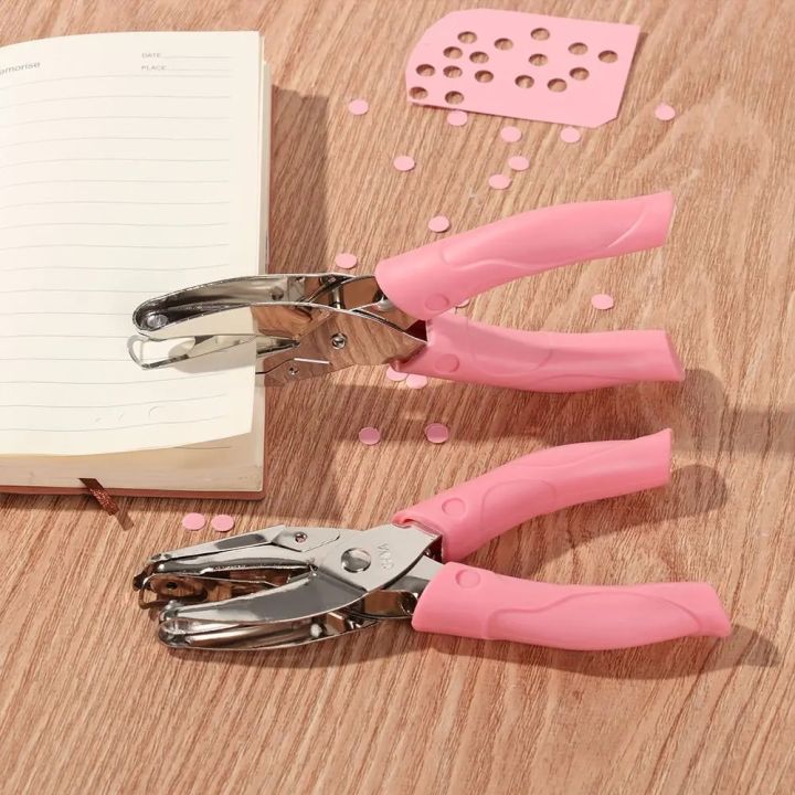 Mini%20Metal%20Single%20Hole%20Puncher%20Hand%20Paper%20Punch%20For%20Scrapbooking%20Border%20School%20Office%20Jewelry%20Earring%20Necklace%20Card%20Hole%20Tool%20-%20Image%204