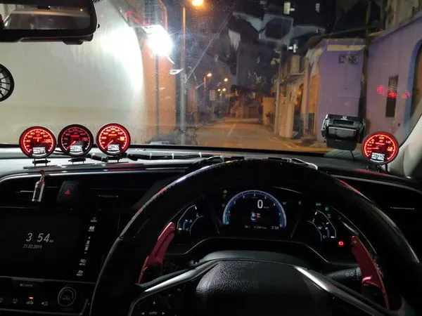 GREDDY%20Multi%20D/A%20LCD%20Digital%20Display%20Meter%20Tachometer%20Gauge%207%20Colours%202%20In1%20RPM%20&%20Voltage%20Display%202.5%20Inch%20-%20Image%206