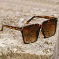 New Large Frame Square Lady Sunglasses Women Brand Designer Fashion Sun Glasses Classics Men Vintage Eyewear UV400 Oculos De Sol. 