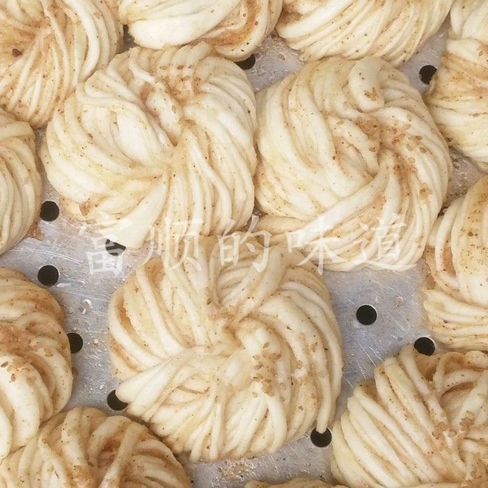 Yibin%20Zigong%20Sweet%20Twisted%20Rolls%20Bird's%20Nest%20Silk%20Breakfast%20Noodles%20Internet%20Celebrity%20Dabao%20Same%20Style%20Mizijun%20Steamed%20Rolls%20-%20Image%203