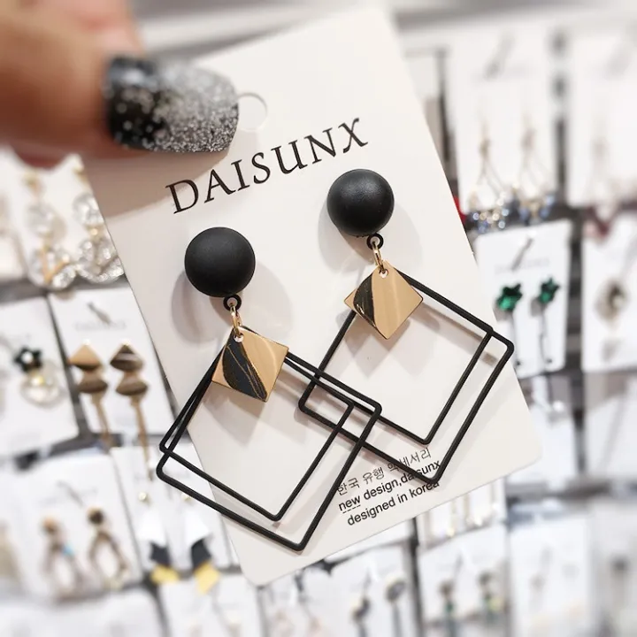 New%202025%20Hollow%20Square%20Earrings%20%20Female%20-%20Image%203