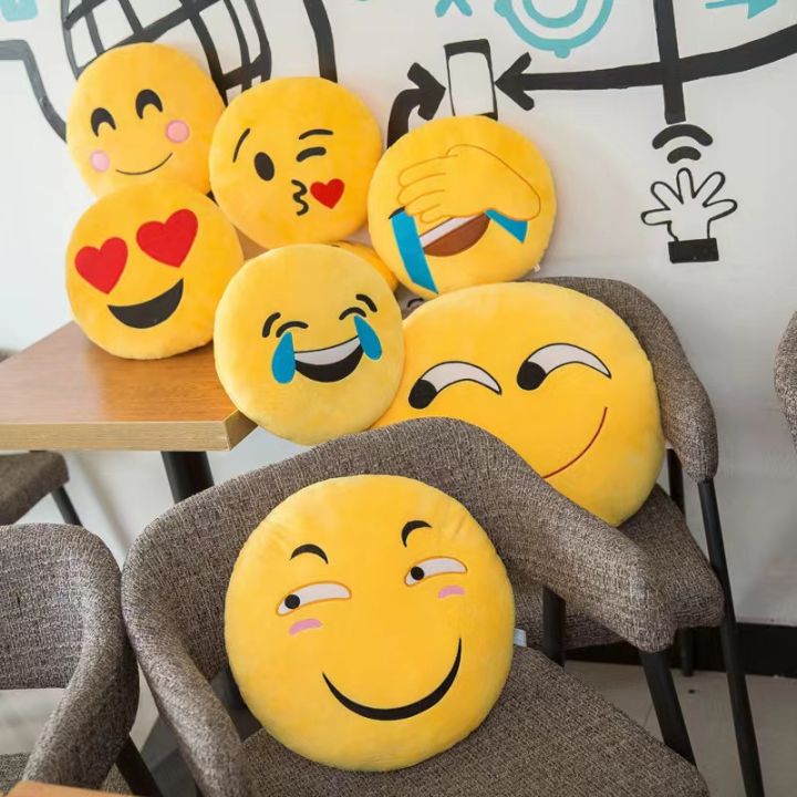 QQ%20emoji%20hand%20warmer%20pillow%20doll%20can%20be%20inserted%20emoji%20spoof%20emoji%20doll%20plush%20toy%20can%20add%20logo%20-%20Image%202