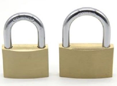 Pad%20Lock%2020MM%20and%2030MM%20(Globe)%20brass%20Painted.%20(Small%20Size)%20Suitable%20for%20All%20Purposes.%20-%20Image%204