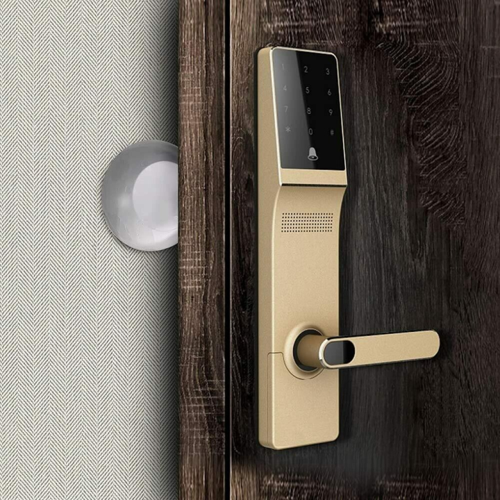 Door%20Knob%20Handle%20Wall%20Shield-%202Pcs%20%7C%20Transparent%20Round%20Reusable%20silicone%20Guard%20Door%20Stopper%20Wall%20Protector%20%7C%20Stronger%20Self%20Adhesive%20Door%20Handle%20Bumper%20-%20Image%206