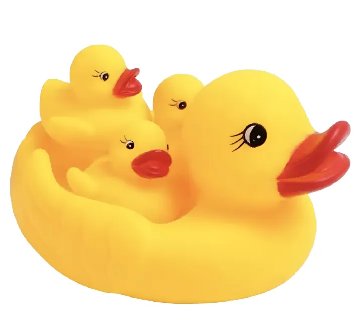 4Pcs Cute Ducks Baby Bath Toy Mother Duck with Duckling Bath Tub Water Floating Rubber Squeaky Ducks Squeeze