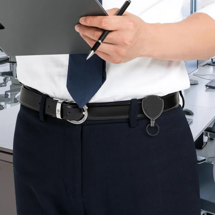 Badge%20Anti-Lost%20Keys%20Cards%20Holder%20Multi-tools%20Retractable%20Keychain%20Multitool%20Carabiner%20ID%20-%20Image%203