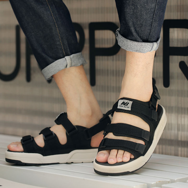 Summer%20Fashion%20Outdoor%20Sandals%20Outdoor%20All-Matching%20Casual%20Couple%20Soft%20Bottom%20and%20Wear%20Resistance%20Velcro%20Beach%20Shoes%20-%20Image%204