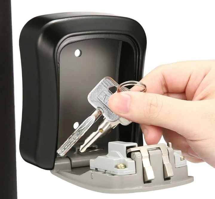 Key%20Lock%20Box%204%20Digit%20Combination%20Storage%20Lockbox%20Wall%20Mounted%20for%20Realtors%20-%20%20Key%20Safe%20Outdoor%20Key%20Box%20with%20Code%20-%20Image%205