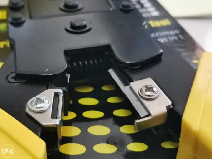 3%20in%201%20Modular%20Crimping%20Tool%20for%20RJ45%20RJ12%20RJ11%20UTP%20CAT5e%20Cat6e%20Networking%20Cable,%20LAN%20Cutter%208P%206P%204P%20All%20in%20One,%20Mini%20Punch%20Down%20Cutter%20Stripper%20network%20cable%20crimping%20plier%20-%20Image%203