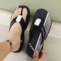 2024 Summer Flip-Flops Fashion Casual All-Matching Outer Wear Home Beach Non-Slip Platform Trendy Classic Sandals. 