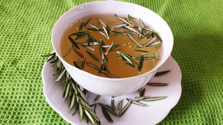Dried%20Rosemary%20Leaves%20-%2020g%20Pack%20of%20100%25%20Natural%20Herbal%20Seasoning%20-%20Image%206