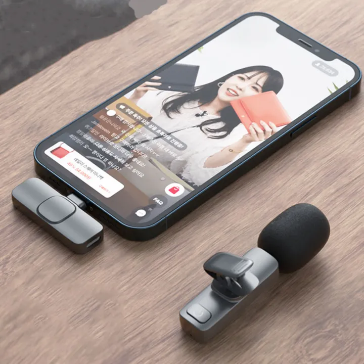 Wireless%20Lavalier%20Microphone%20Portable%20Audio%20Video%20Recording%20Mini%20Mic%20For%20iPhone%20Android%20Facebook%20Youtube%20Live%20Broadcast%20Gaming%20-%20Image%204