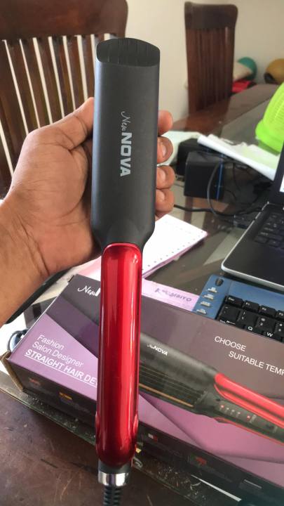 NOVA%20Hair%20Straightner%20Iron%20220C%20-%20Image%203