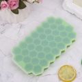 Ice Tray Mould 7 Lattice Food Grade Silicone Ice Cube Maker Mould with Lids Easily Removable Ice Tray Mould for Ice Cream Party Cold Drink. 
