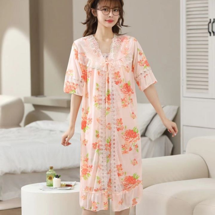 Luxury%20Floral%20Two-Piece%20Bridal%20Honeymoon%20Nightwear%20%E2%80%93%20Effortless%20Comfort,%20Everyday%20Elegance%20-%20Image%203