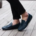 【ZIME】Men's Leather Casual Shoes Outdoor Fashion Men Loafers Spring Autumn Cow Leather Loafers Soft Comfortable Male Business shoes. 