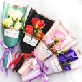 Red Soap rose bouquet Beautiful Small Artificial flowers Hand holding flower for Home decoration Party guests gift Valentine's Day gift Wedding decoration Valentine's Day. 