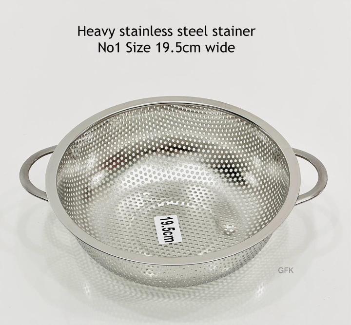 Stainless%20Steel%20Micro-Perforated%20Colander%20Kitchen%20Strainer%20Sieve%20with%20Handle%20-%20Large%20Bowl%20-%20Pasta,%20Rice,%20Fruit,%20Vegetable%20Drainer%20-%20Image%204