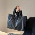 【Fast Delivery 1-4 day】Spacious Tote Bag for Women - Versatile Commuter Handbag with Shoulder Strap big capacity One Shoulder Handbag Soft Leather. 