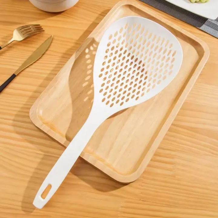 Food%20Strainer%20Spoon%20Nylon%20Spoon%20Drainage%20Gadget%20itchen%20Tool%20Food%20Straining%20Spoon%20Creative%20Cooking%20Spatula%20Large%20Colander%20Soup%20Strainer%20Household%20Kitchen%20Tools%20-%20Image%204