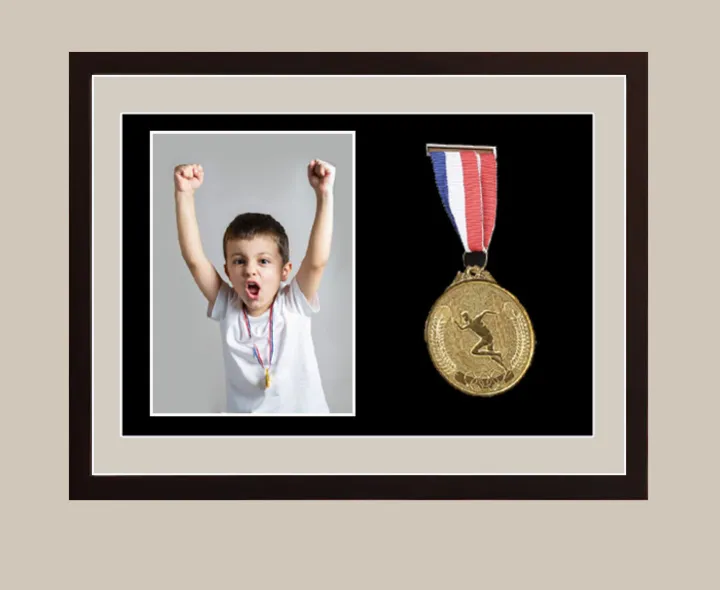 Medal%20Display%20Shadow%20Box%20-%203%20Medal%20Display%20case%20-%20Perfect%20Medal%20Display%20for%20Runners,%20Marathon,%20Race%20Winner,%20Soccer,%20Football,%20Gymnastics%20&%20All%20Sports%20-%20Image%203