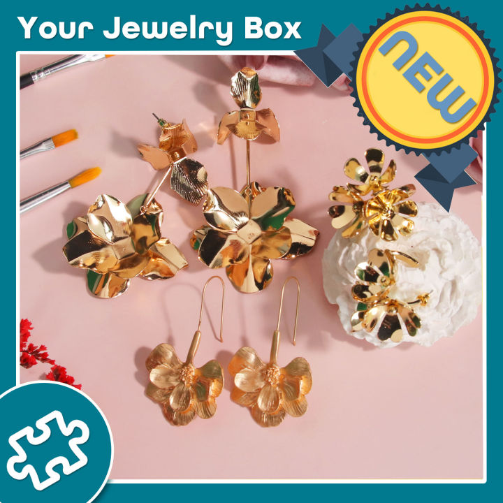 Her Lab Jewelry |Aretes Vintage de Flor en Metal Dorado - Estilo Francés y Elegante para Mujer