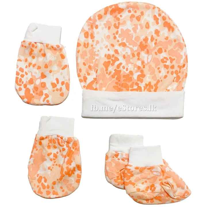 Baby's%205%20Pcs/Set%20Newborn%20Baby%20Anti-Scratch%20Births%20Cap%20Glove%20Socks%200-3%20Months%20Baby's%20Accessories%20Set%20Newborn%20Baby%20Item%20-%20Image%204